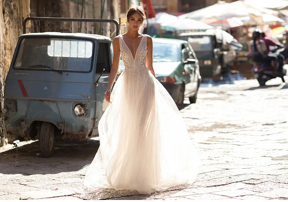 Muse by Berta 2018 Collection. theweddingnotebook.com