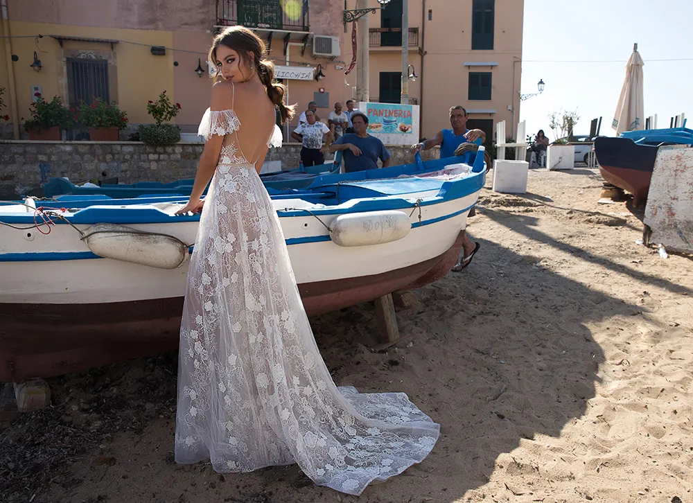 Muse by Berta 2018 Collection. theweddingnotebook.com