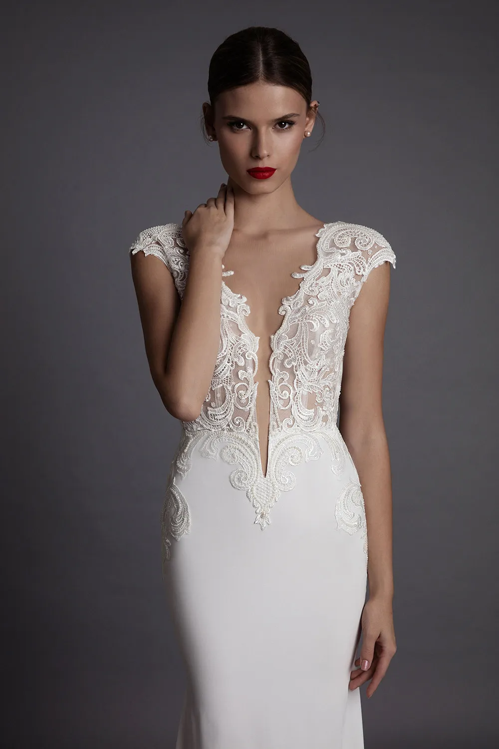 Aisha - Muse by Berta Fall 2017 Collection. theweddingnotebook.com