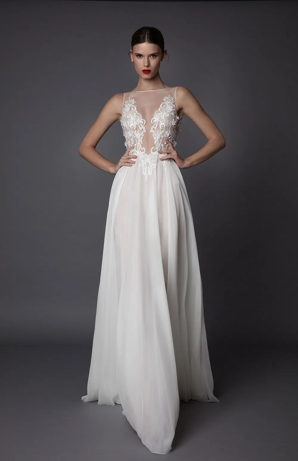 Alma - Muse by Berta Fall 2017 Collection. theweddingnotebook.com