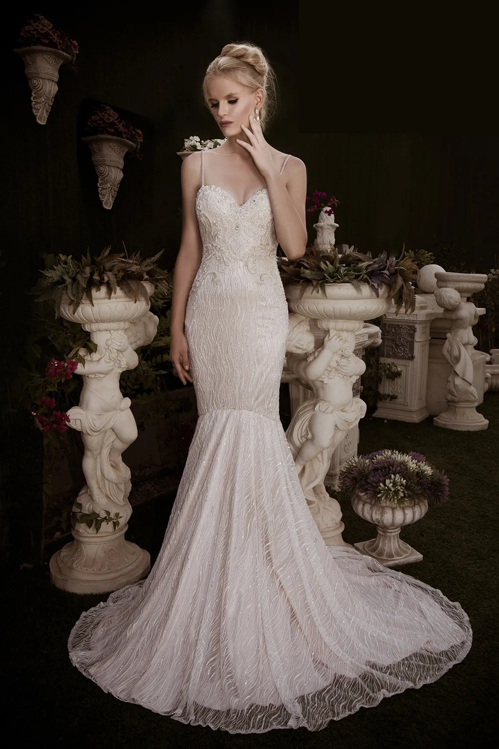 Devine – Naama And Anat 2016 Bridal Collection. theweddingnotebook.com