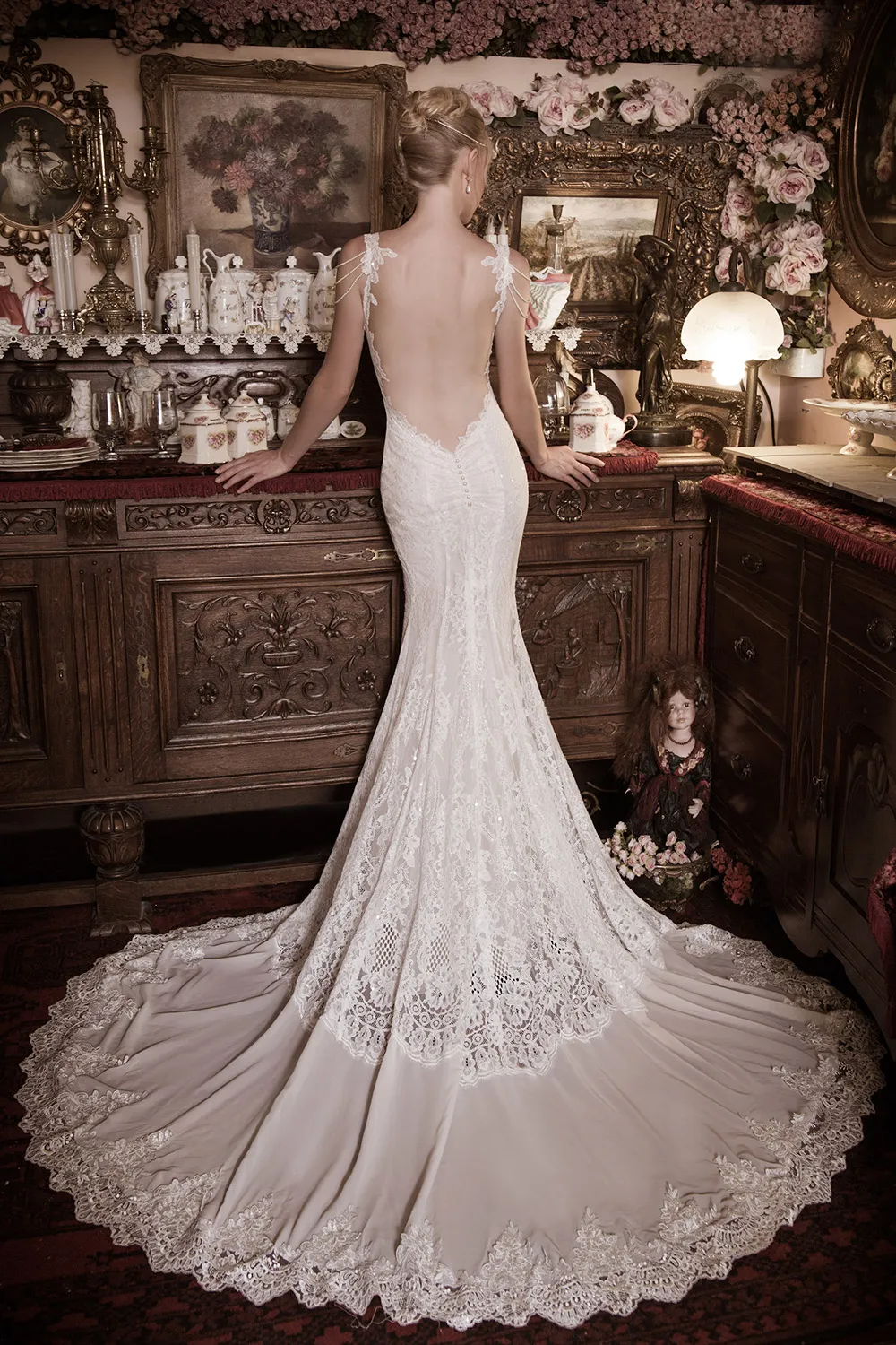 Devine – Naama And Anat 2016 Bridal Collection. theweddingnotebook.com