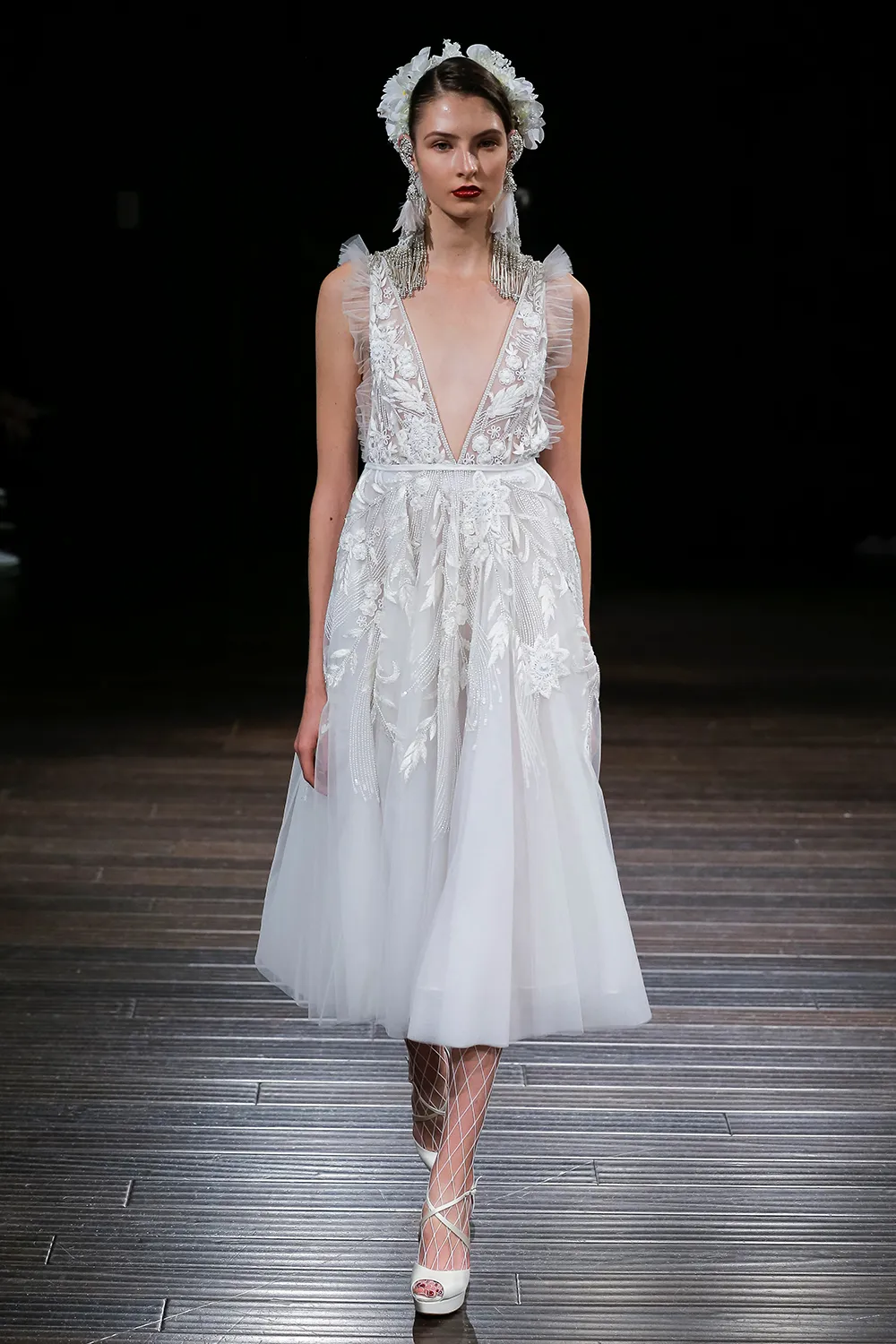 FRANCE - Naeem Khan 2018 Bridal Collection. theweddingnotebook.com