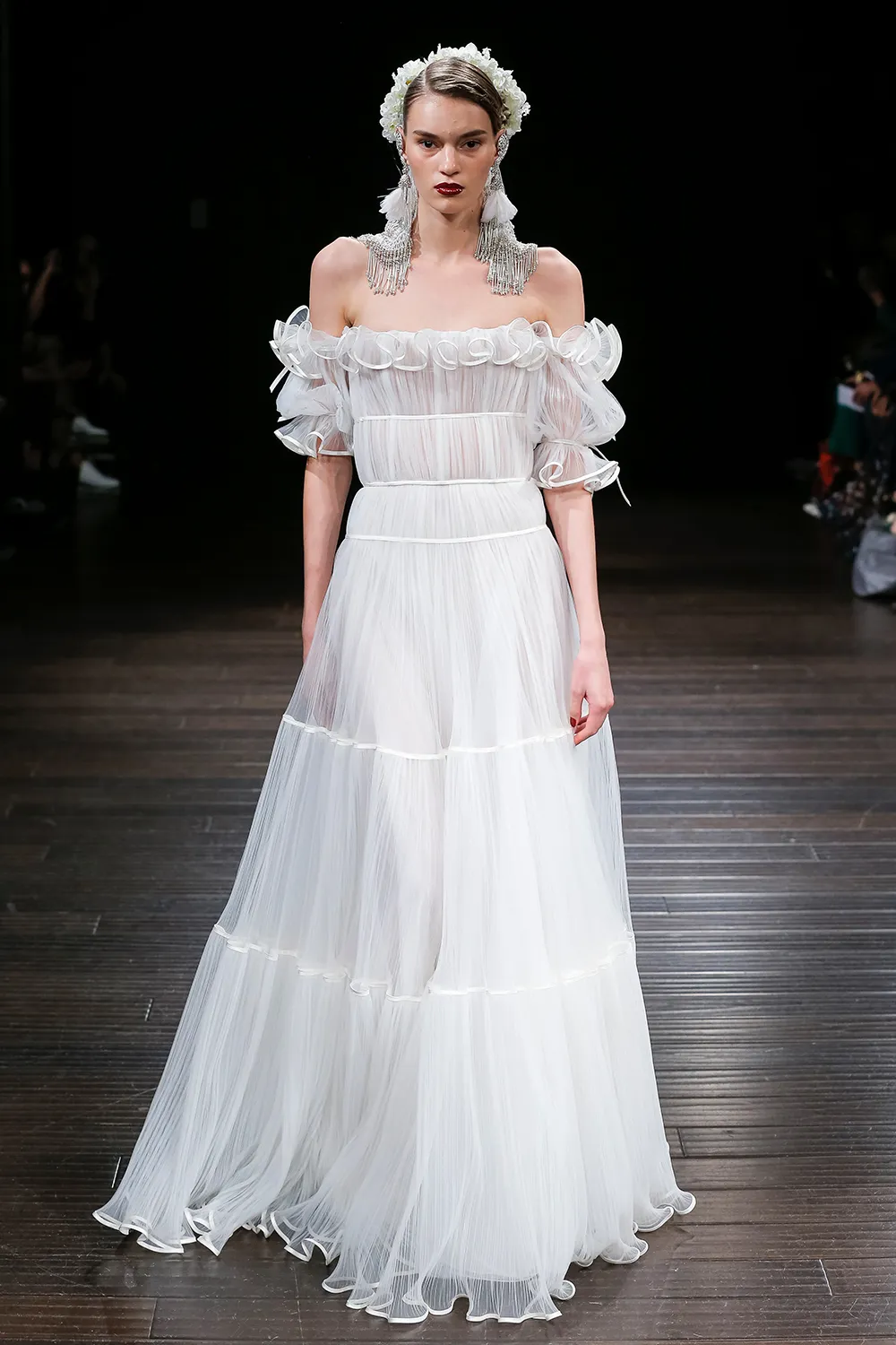 IRELAND - Naeem Khan 2018 Bridal Collection. theweddingnotebook.com