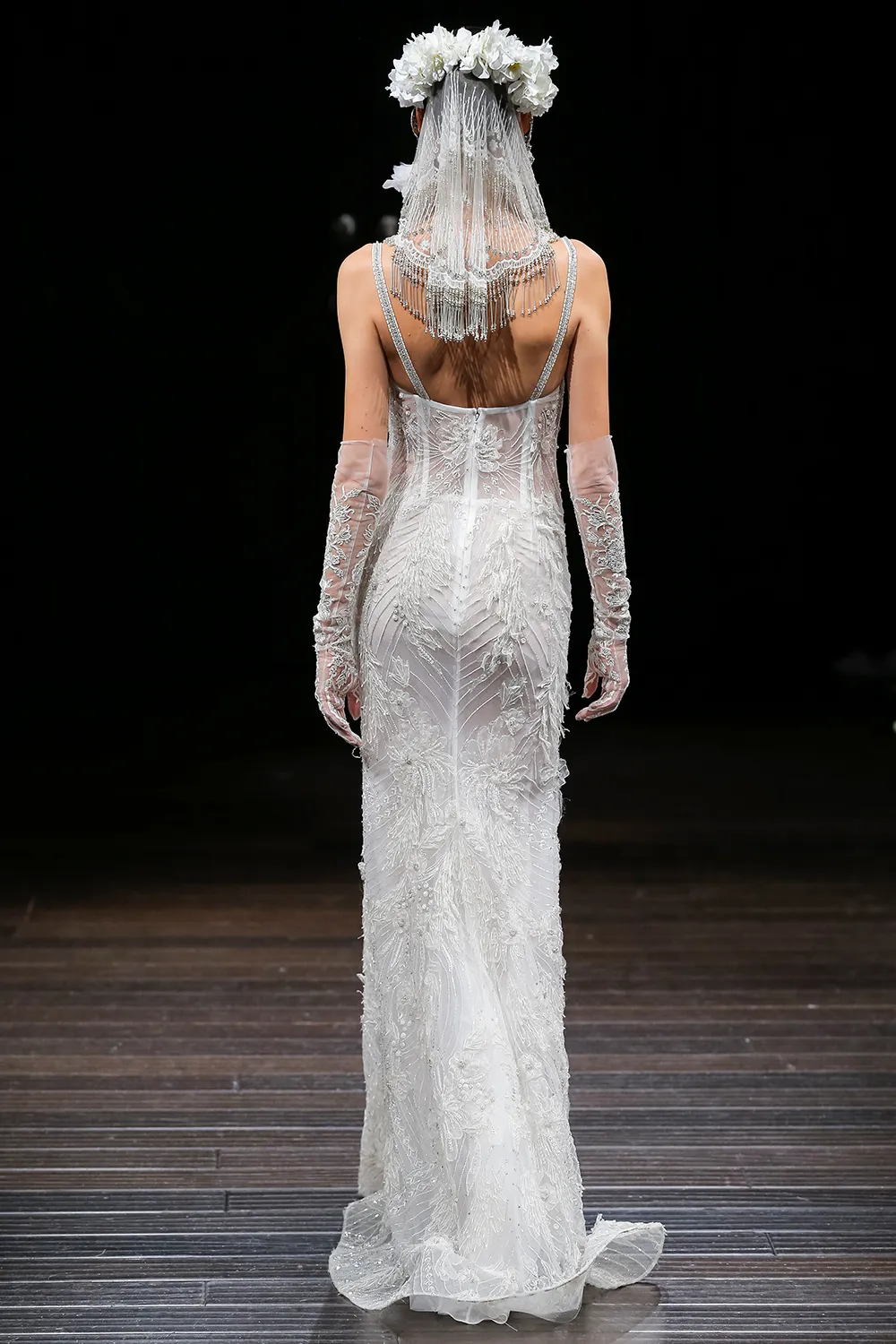ARIZONA - Naeem Khan 2018 Bridal Collection. theweddingnotebook.com