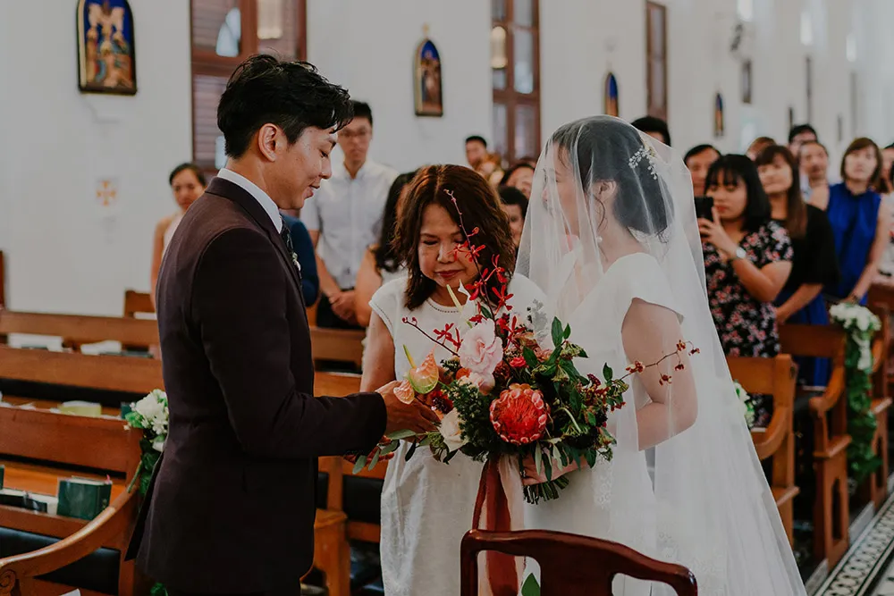 Photo by Bloc Memoire Photography. theweddingnotebook.com