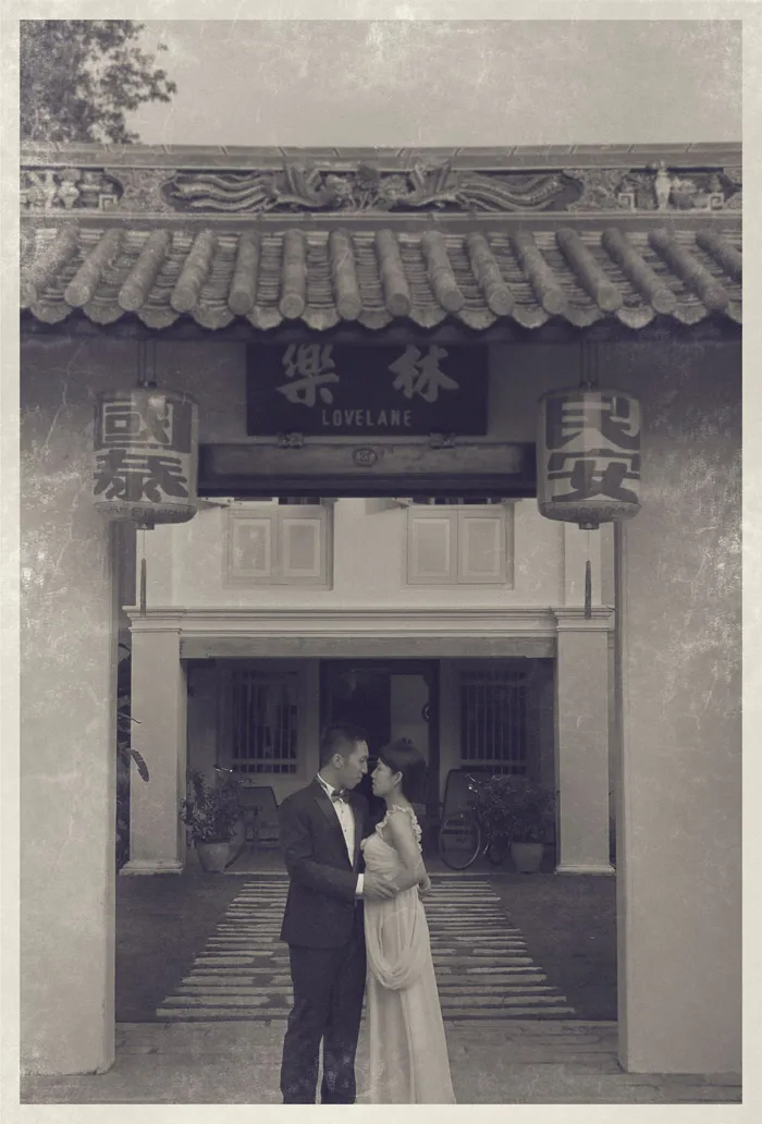 Photo by Douglas Ho. theweddingnotebook.com