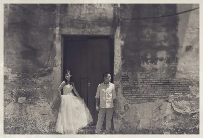 Photo by Douglas Ho. theweddingnotebook.com