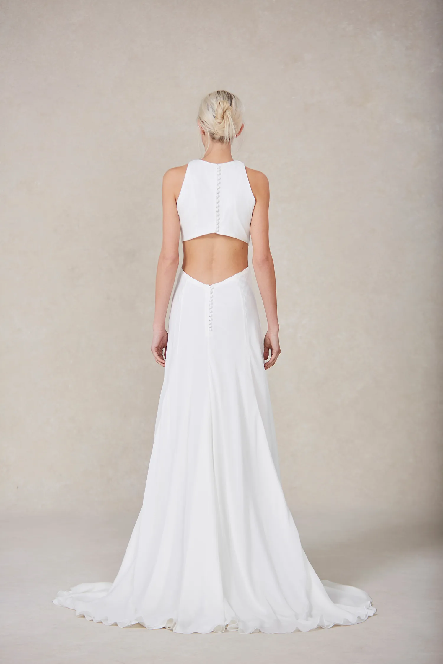 Nordeen Bridal Spring 2022 Collection. theweddingnotebook.com
