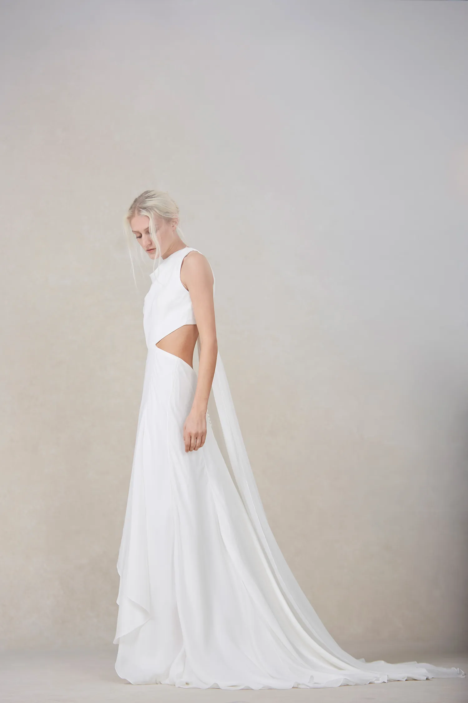 Nordeen Bridal Spring 2022 Collection. theweddingnotebook.com