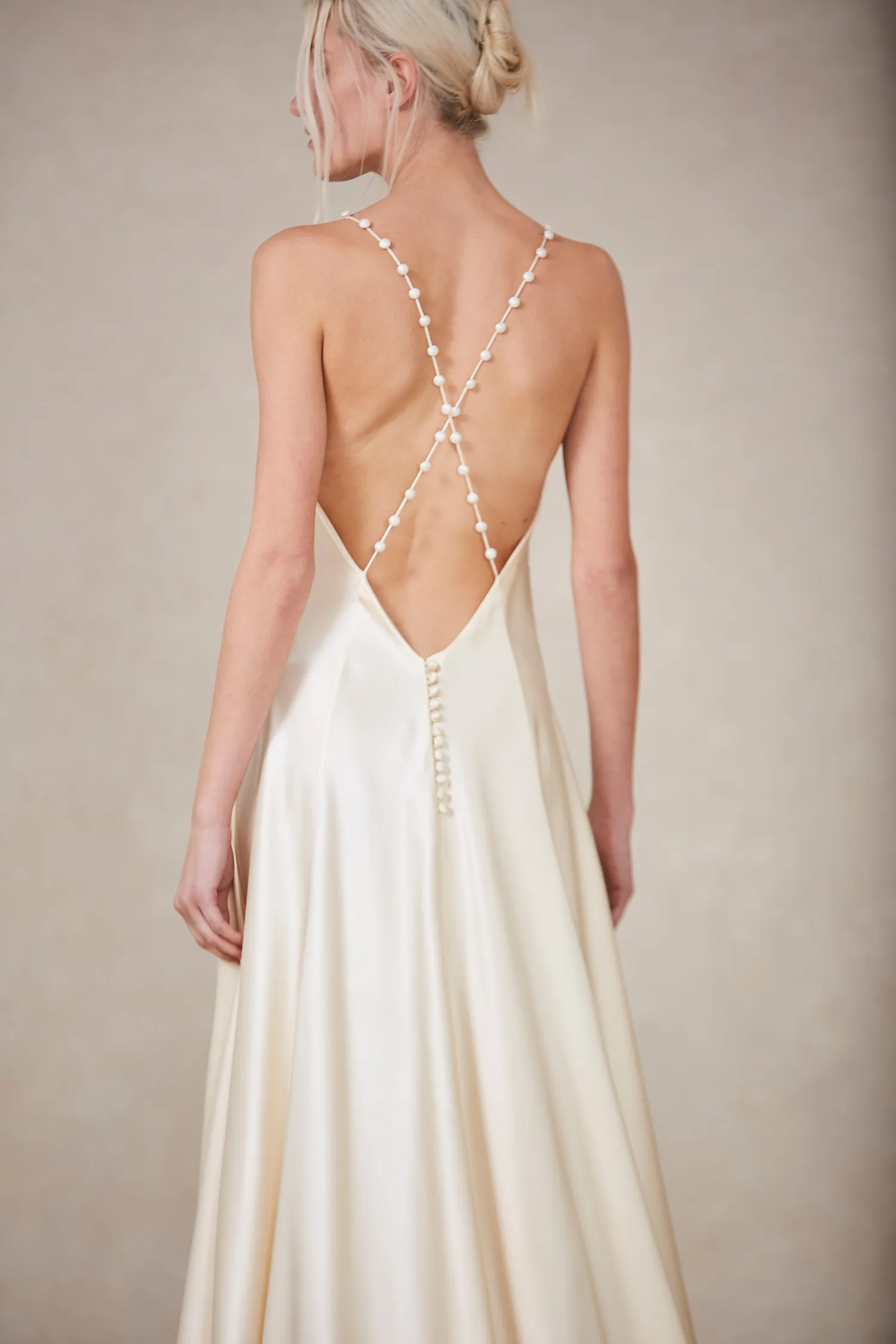 Nordeen Bridal Spring 2022 Collection. theweddingnotebook.com