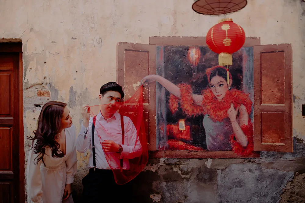 Photo by Jessielyee Photography. theweddingnotebook.com