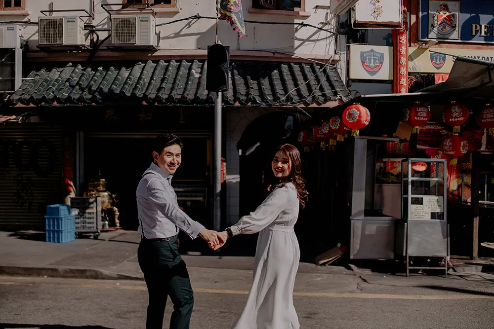 Photo by Jessielyee Photography. theweddingnotebook.com