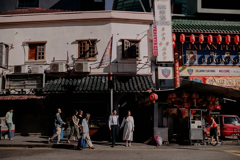 Photo by Jessielyee Photography. theweddingnotebook.com