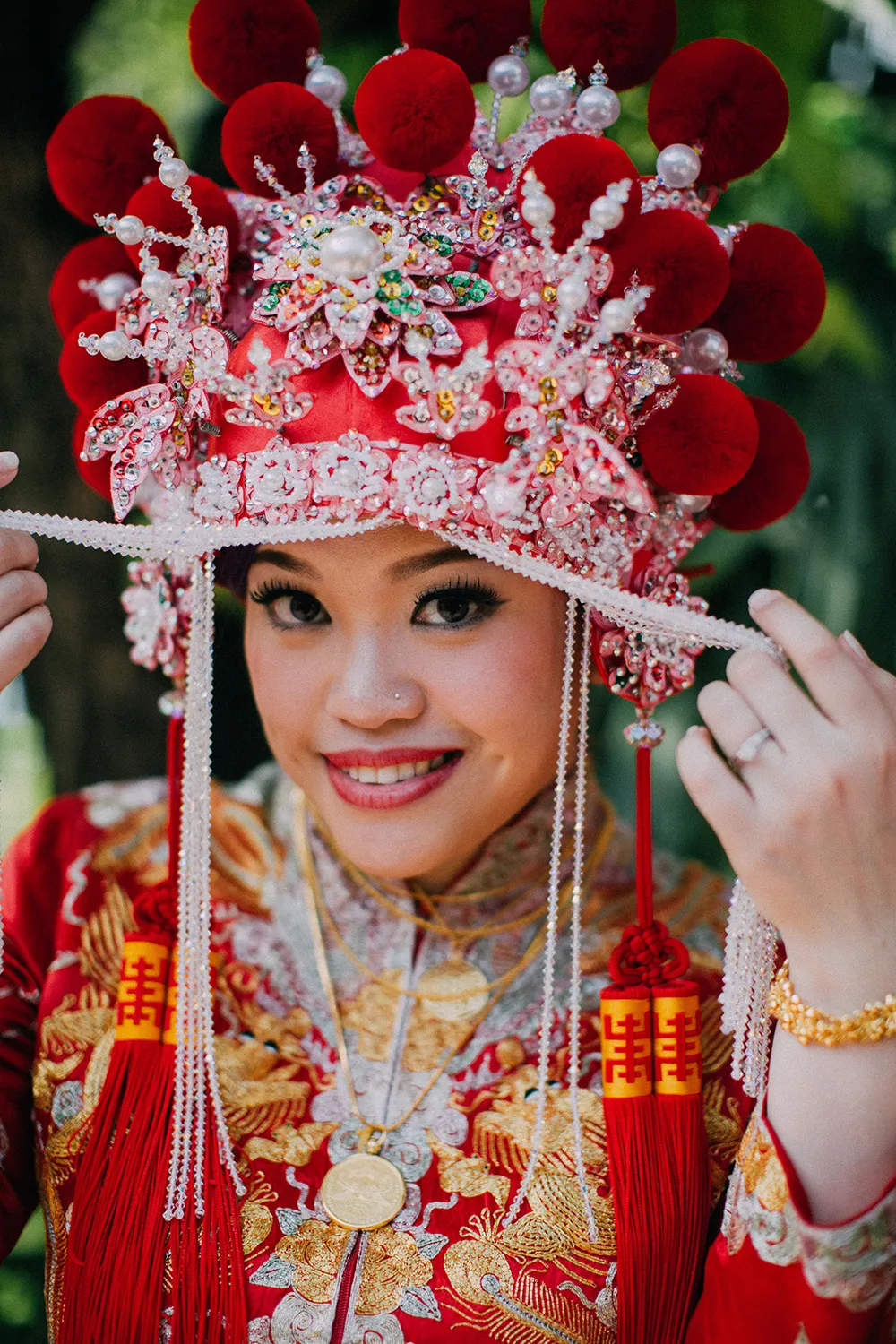 Photo by Hellojanelee Photography. theweddingnotebook.com