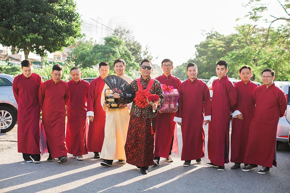 Photo by Hellojanelee Photography. theweddingnotebook.com