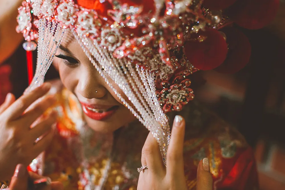 Photo by Hellojanelee Photography. theweddingnotebook.com