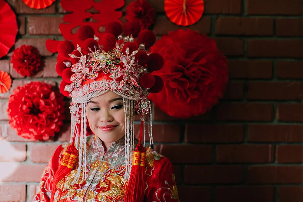 Photo by Hellojanelee Photography. theweddingnotebook.com