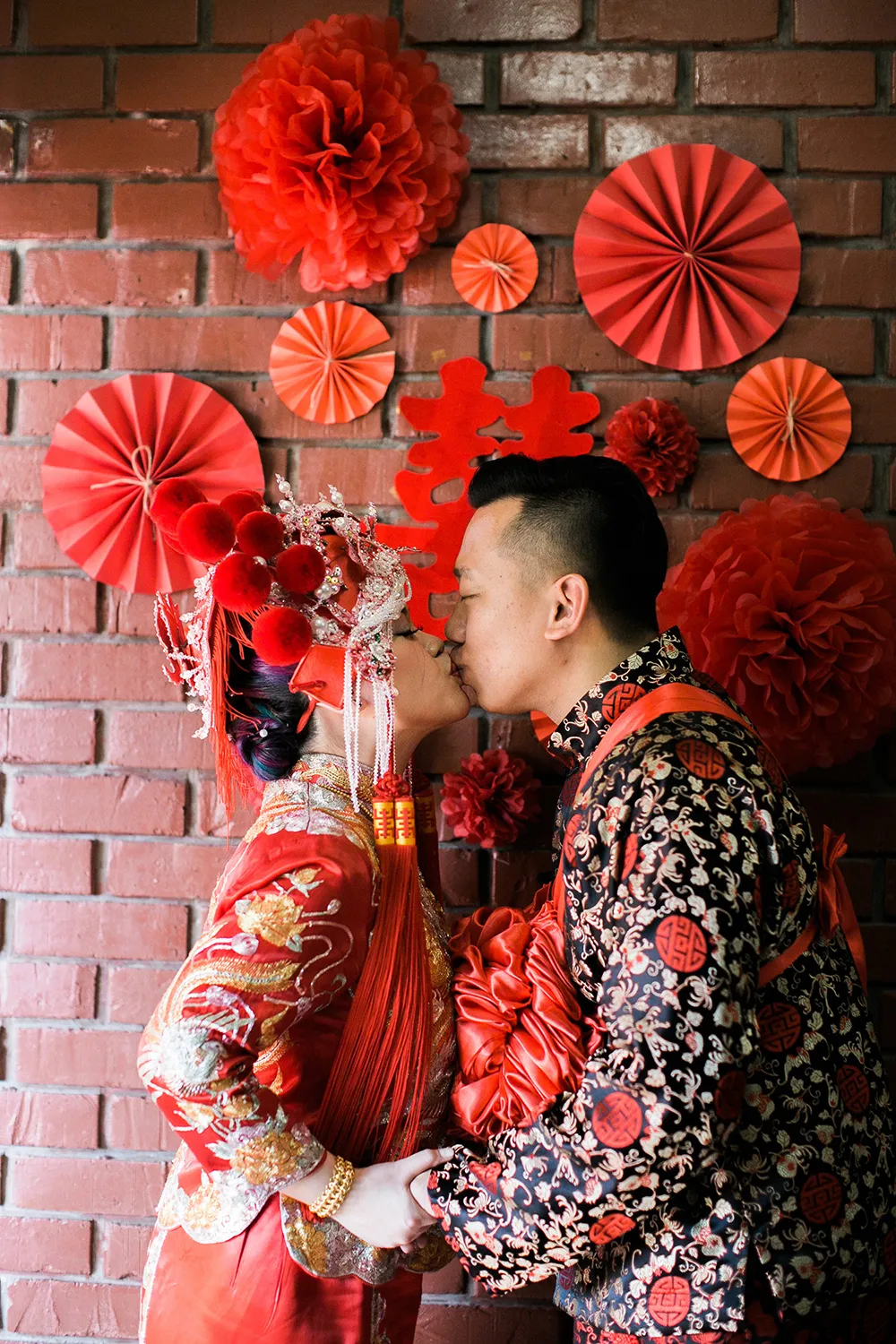 Photo by Hellojanelee Photography. theweddingnotebook.com