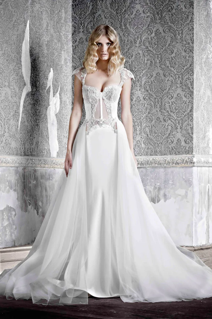 Angele (with detacheable skirt) – Pallas Couture 2015 Collection. theweddingnotebook.com