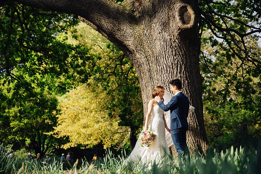 Photo by Alison Mayfield Photography Studio. theweddingnotebook.com 