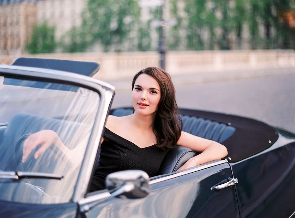 Photo by Le Secret d'Audrey Paris. theweddingnotebook.com