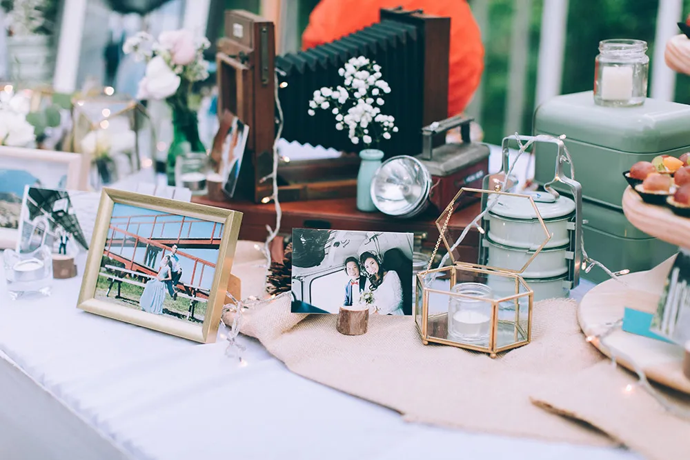 Photo by TK Photography. theweddingnotebook.com