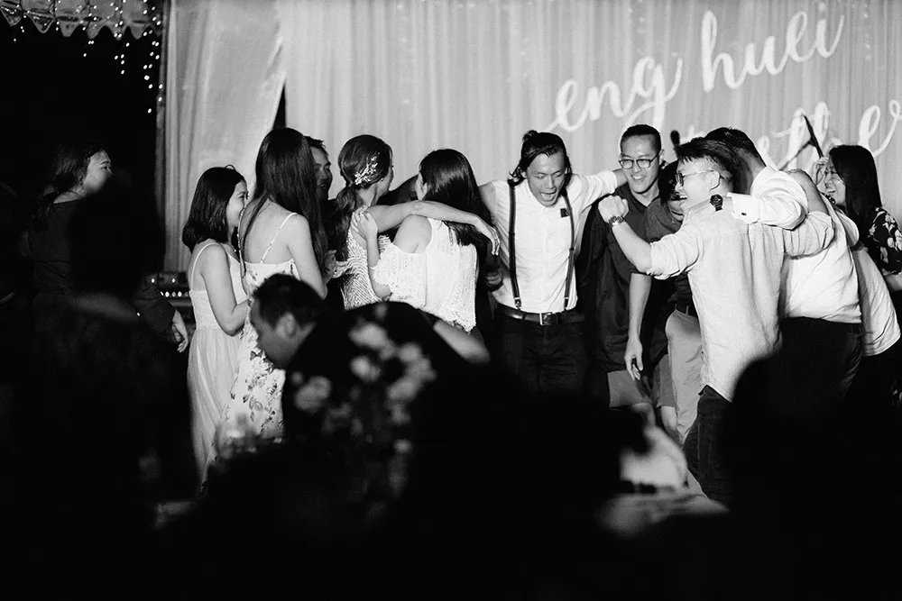 Photo by TK Photography. theweddingnotebook.com