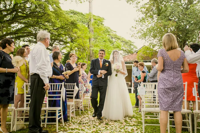 Photo by Gallerie CK. theweddingnotebook.com