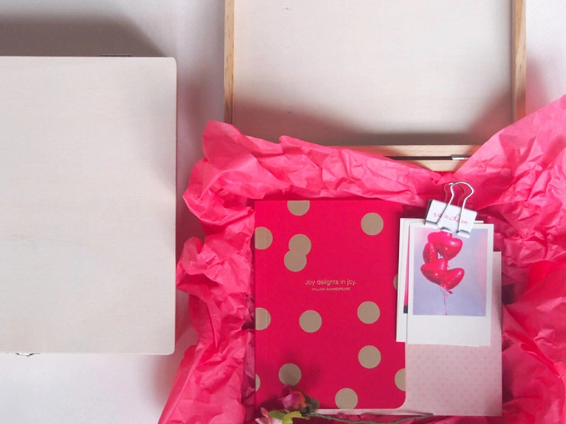 Pin To Win: Be My Bridesmaids’ Boxes Giveaway (ended)
