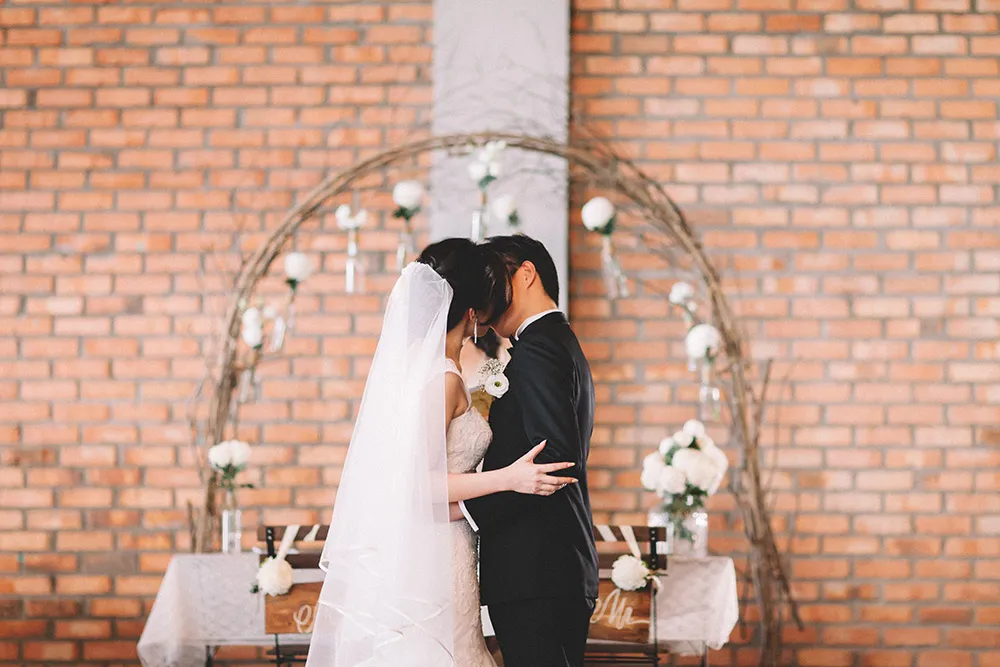 Photo by Arch And Vow Studio. theweddingnotebook.com