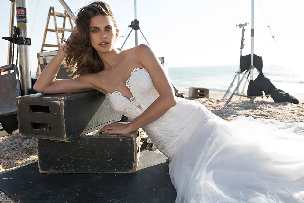 Pnina Tornai 2018 Collection. theweddingnotebook.com