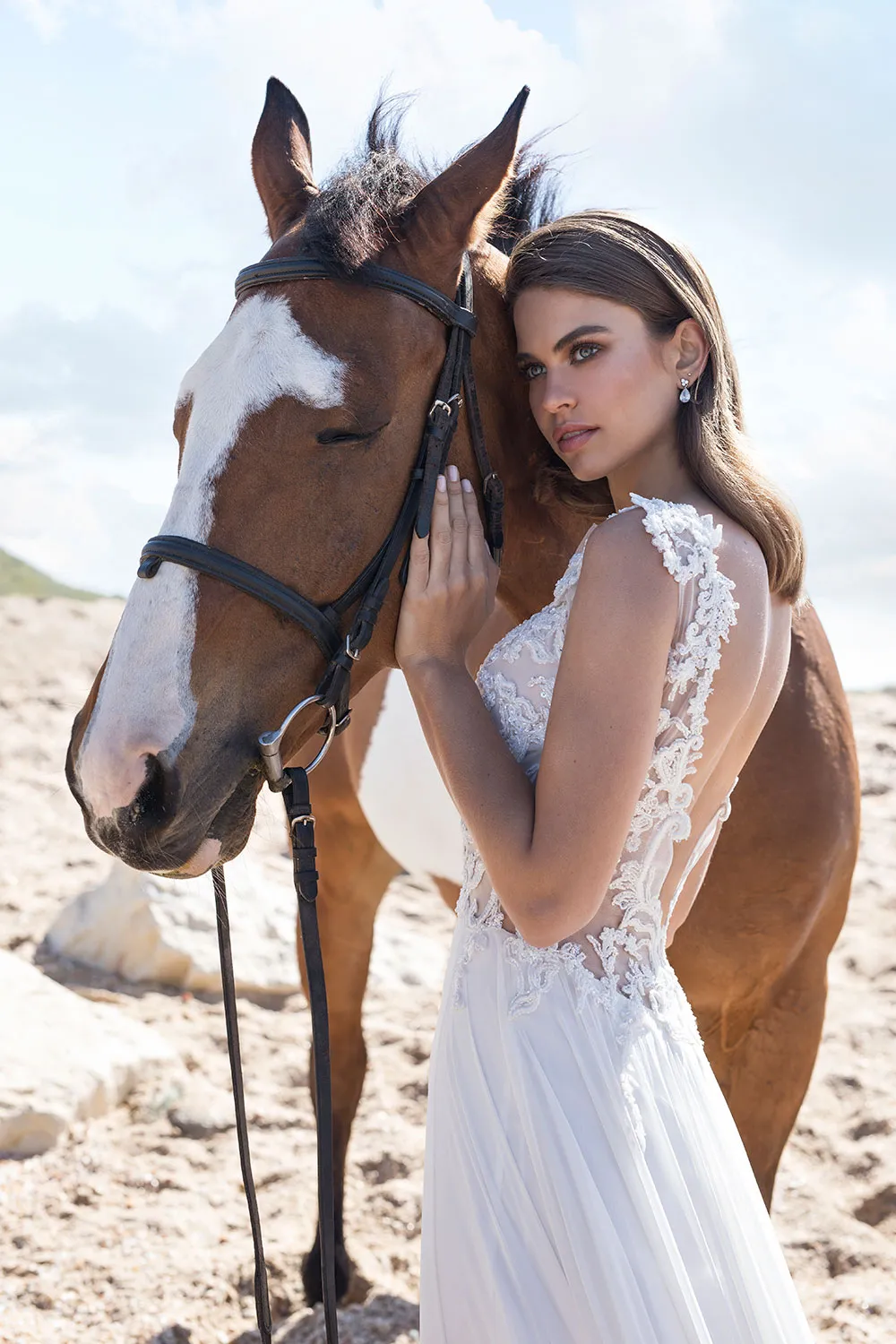 Pnina Tornai 2018 Collection. theweddingnotebook.com