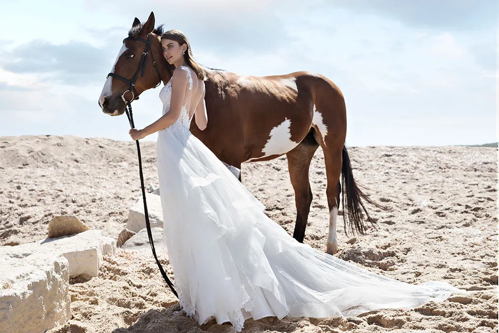 Pnina Tornai 2018 Collection. theweddingnotebook.com