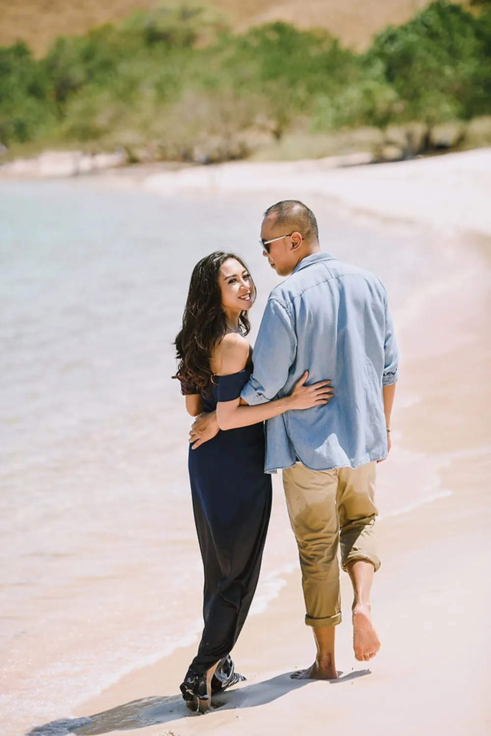 Photo by Gusde Photography. p://theweddingnotebook.com