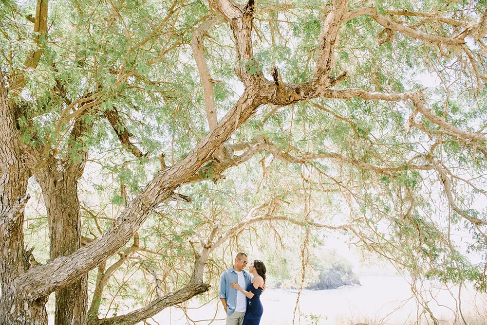 Photo by Gusde Photography. p://theweddingnotebook.com