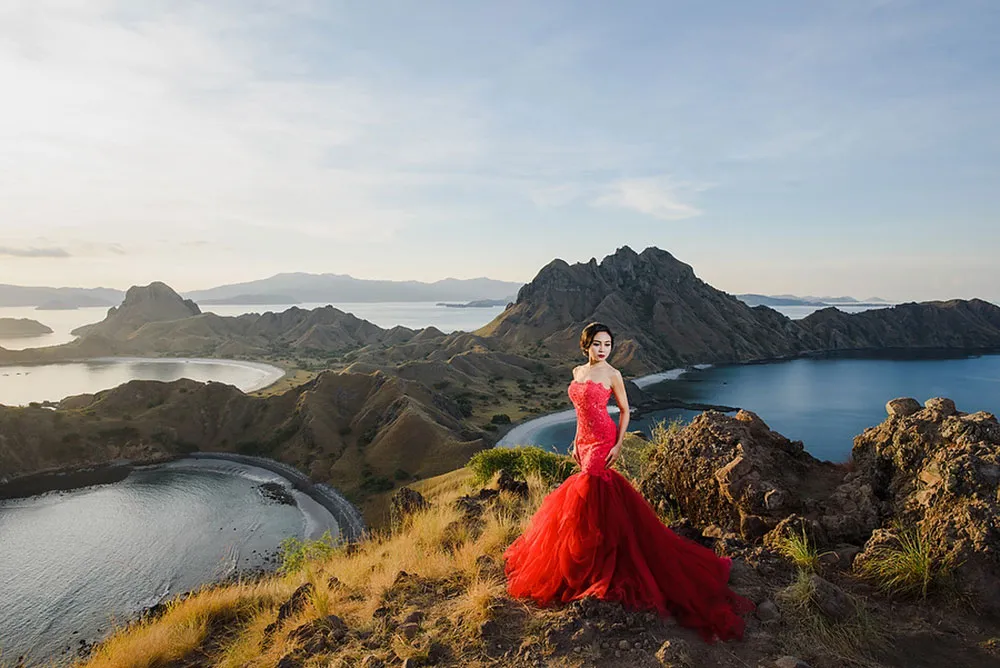 Photo by Gusde Photography. p://theweddingnotebook.com