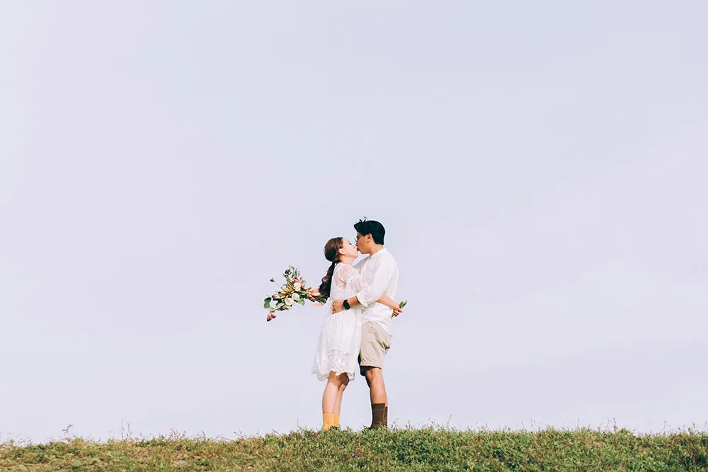 Photo by TK Teo Photography. theweddingnotebook.com