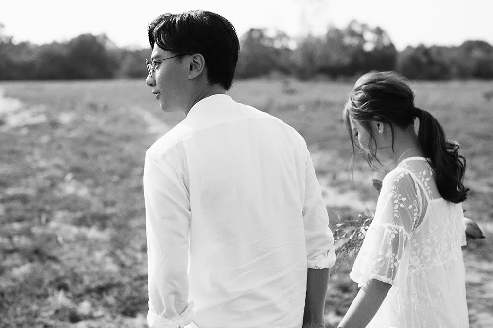 Photo by TK Teo Photography. theweddingnotebook.com