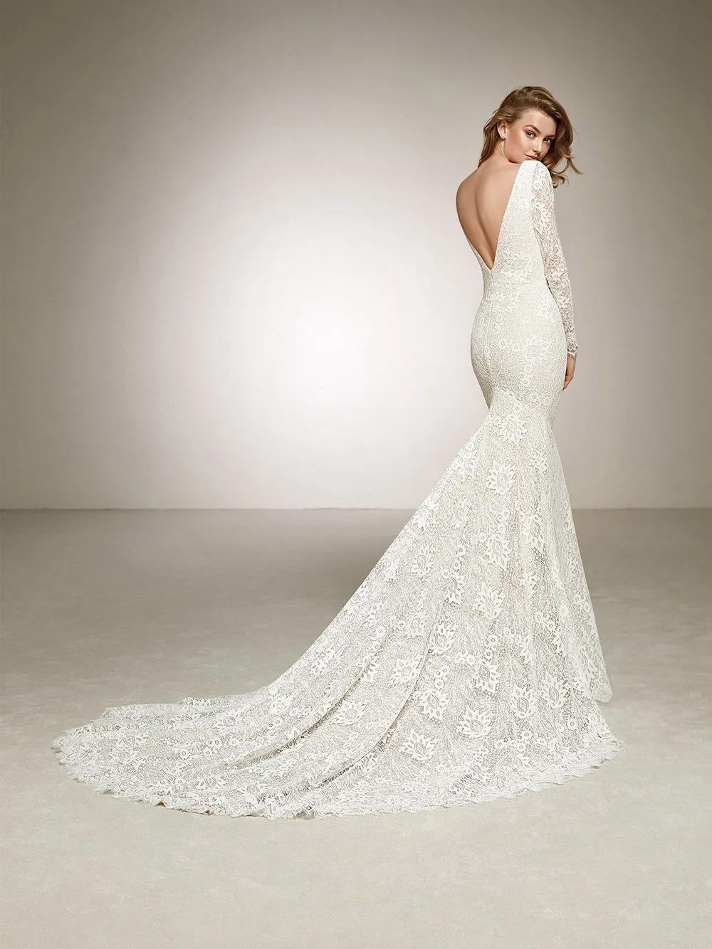 Dances - Pronovias 2018 Bridal Collection. theweddingnotebook.com
