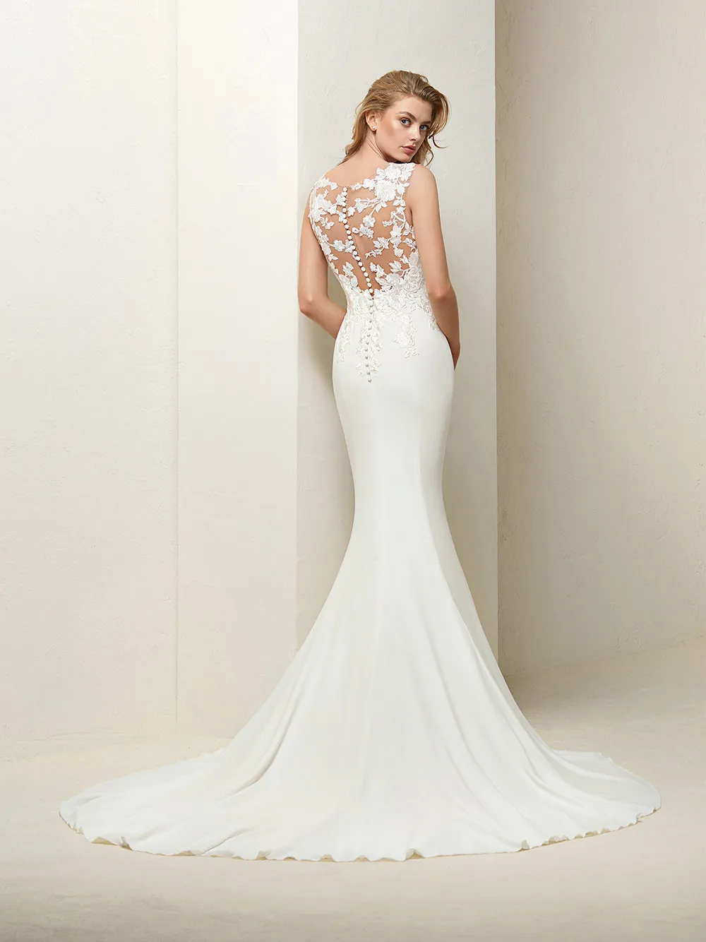 Drail - Pronovias 2018 Bridal Collection. theweddingnotebook.com