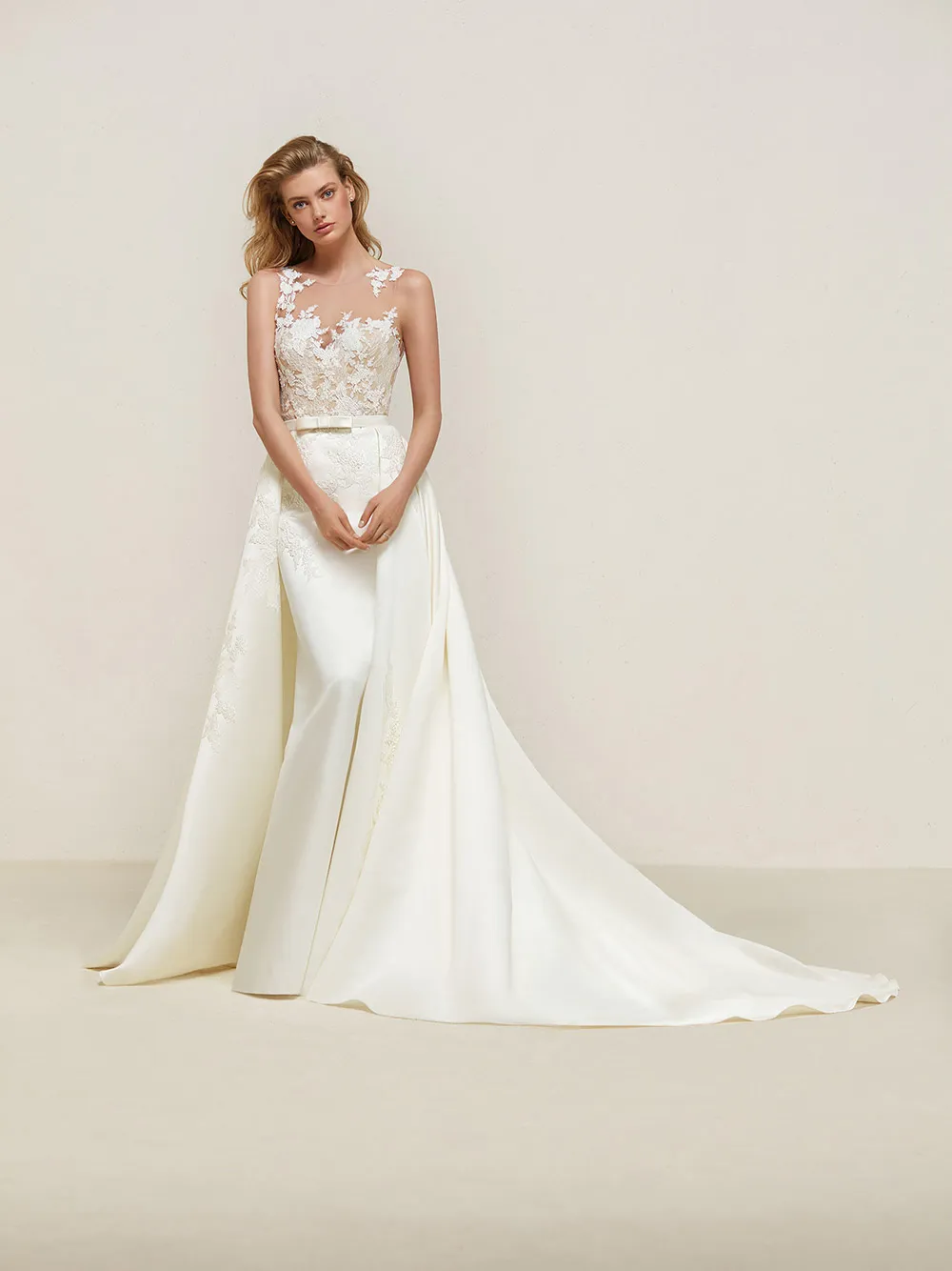 Dranoe - Pronovias 2018 Bridal Collection. theweddingnotebook.com