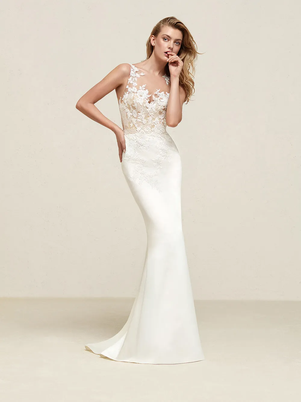 Dranoe - Pronovias 2018 Bridal Collection. theweddingnotebook.com