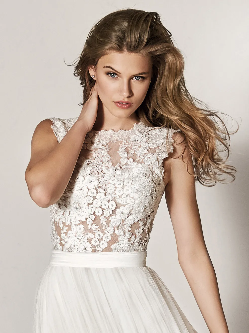 Xinia - Pronovias 2018 Bridal Collection. theweddingnotebook.com