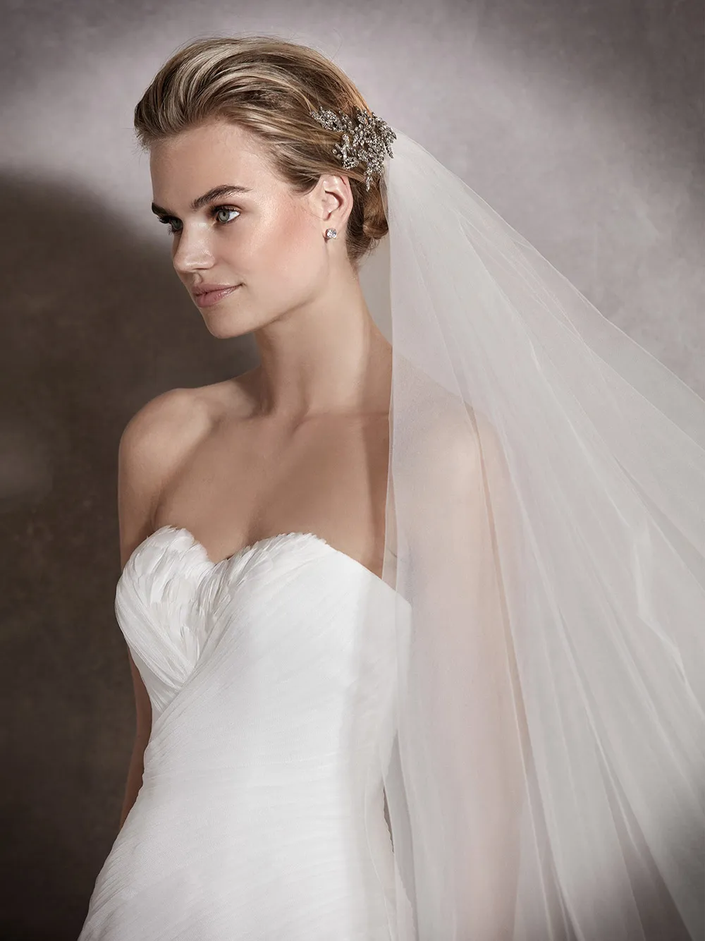 Asha - Pronovias 2018 Bridal Collection. theweddingnotebook.com