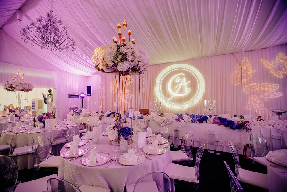 Flowers and Decor by WIshing Tree. theweddingnotebook.com