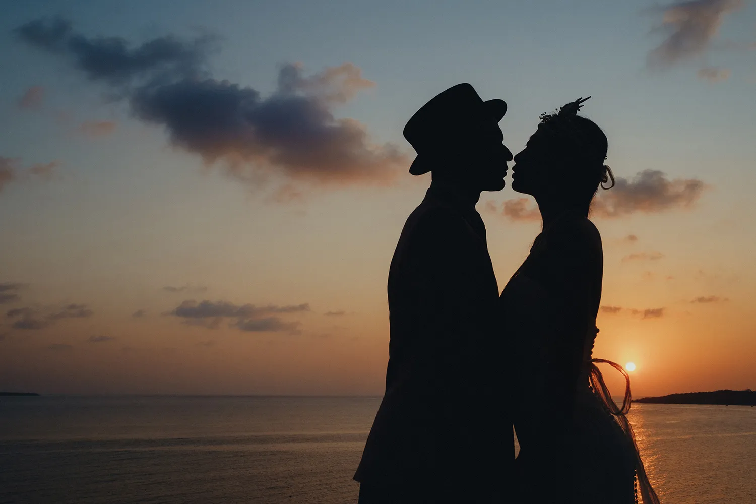 Funkydali Photography. theweddingnotebook.com
