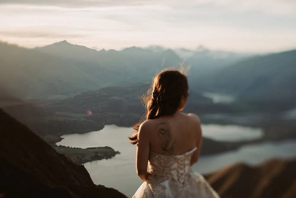 Photo by Fire, Wood &amp; Earth. theweddingnotebook.com