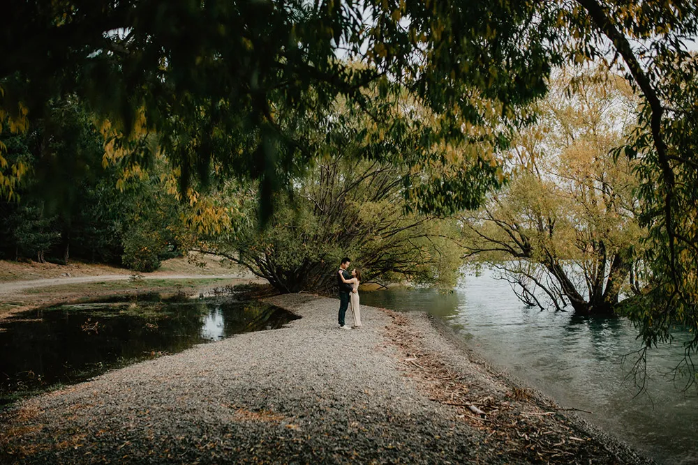 Photo by Fire, Wood &amp; Earth. theweddingnotebook.com
