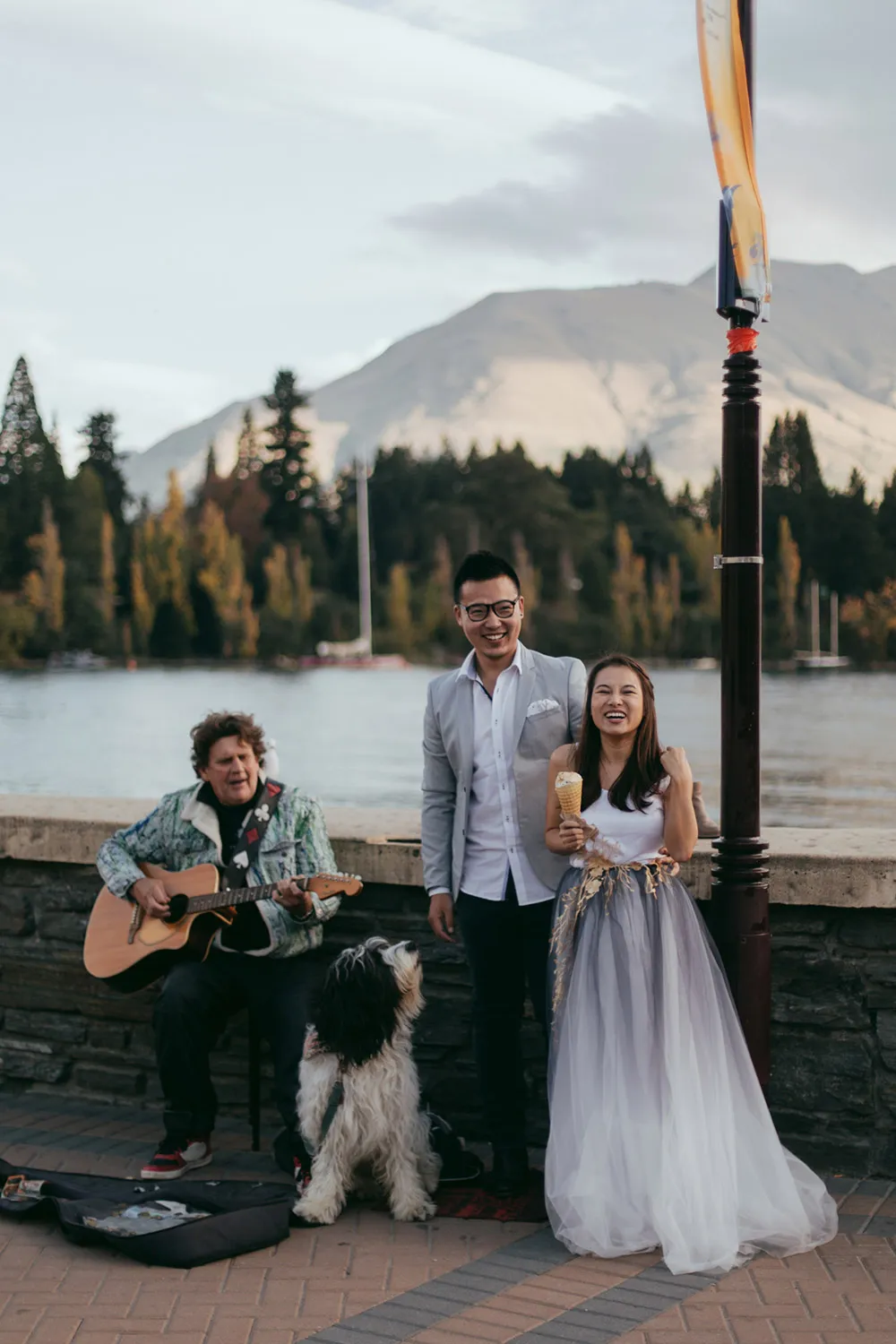 Photo by Fire, Wood &amp; Earth. theweddingnotebook.com